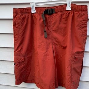 Columbia men’s Size L swim trunks